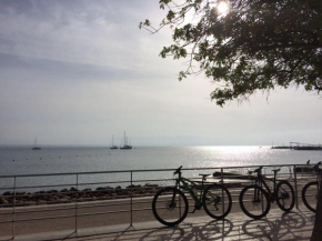 Отель Appartamento con vista sul golfo di Cagliari  Кальяри